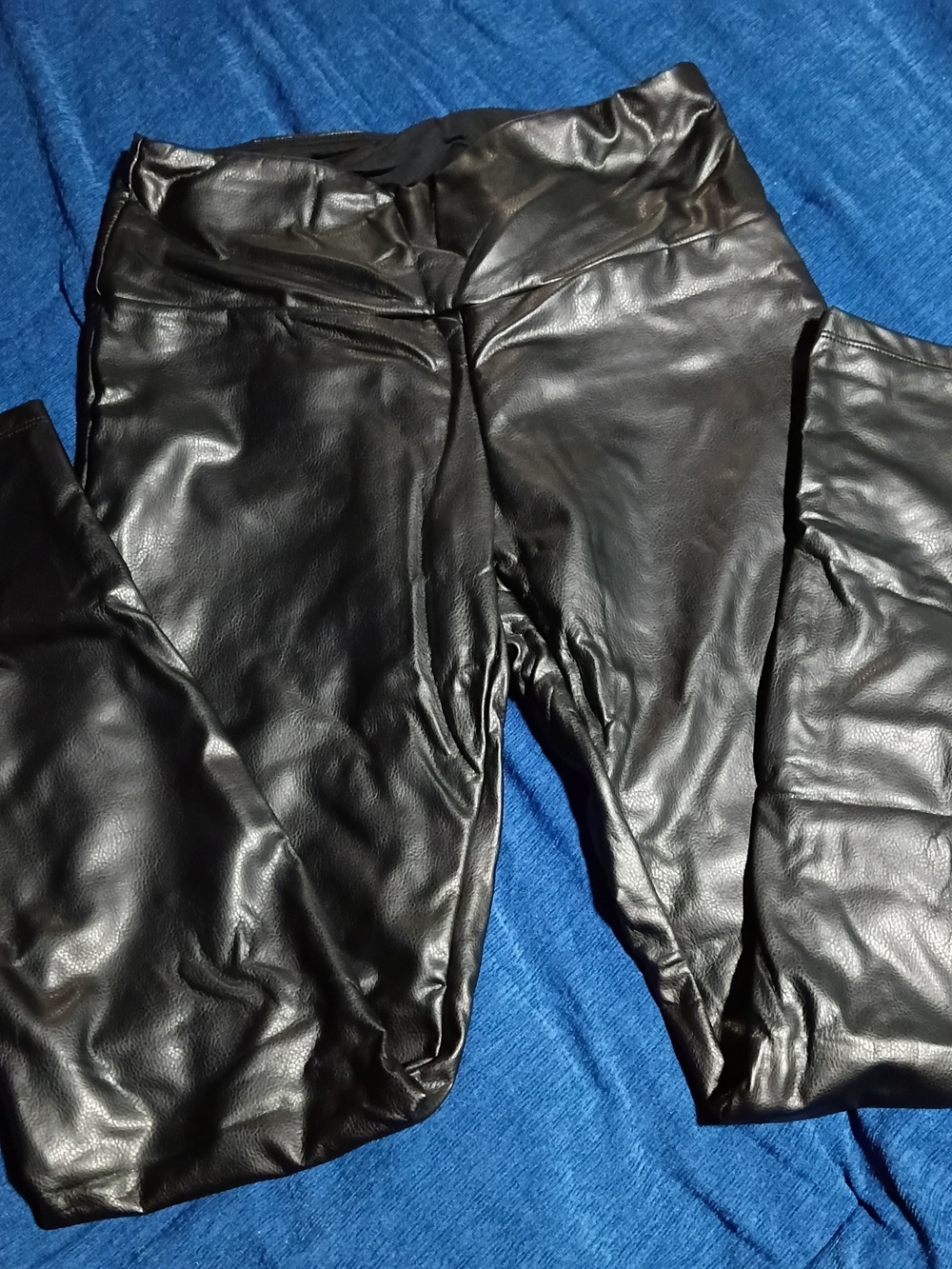 Ruby Ribbon Black Faux Leather Leggings